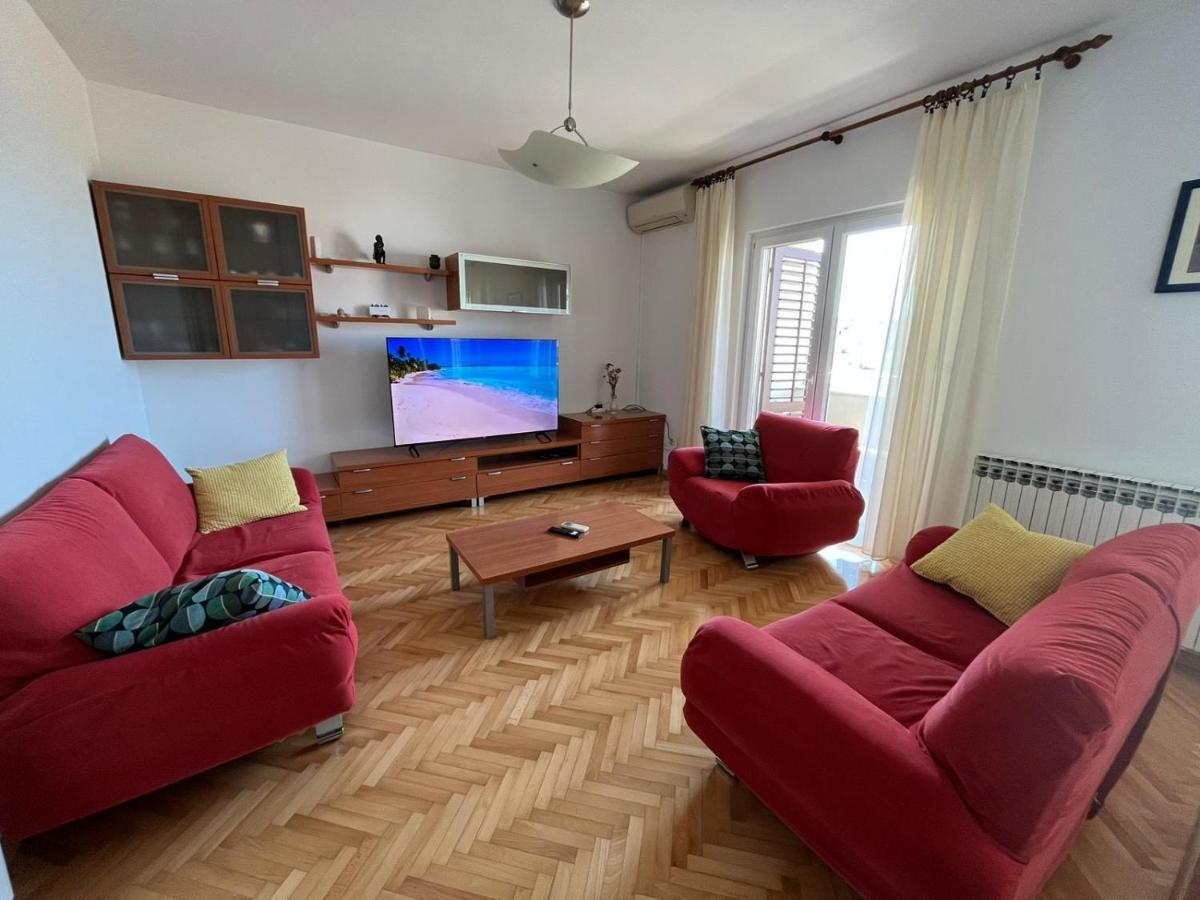 Apartment Lily Podstrana Exterior foto