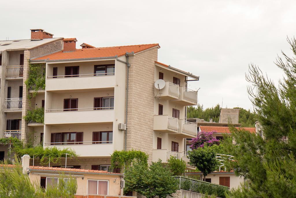 Apartment Lily Podstrana Quarto foto